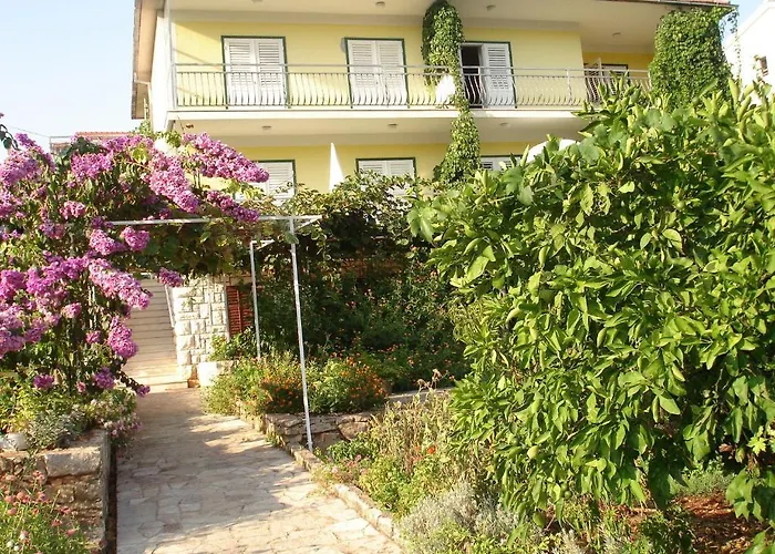 Lucija Apartamento